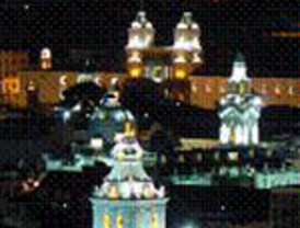 IU logra seis meses más de ayuda a los parados sin prestación