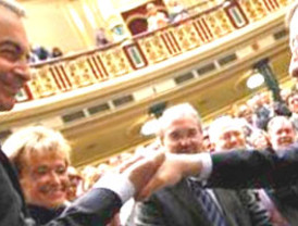 El radical fracaso del carné por puntos nos lo recuerda la negra cifra del centenar de víctimas que está al caer