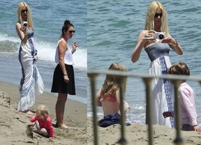 Claudia Schiffer también 'elige' España: familia, relax y playa en Marbella