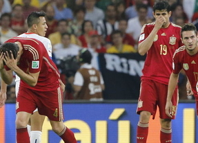 La Roja, a punto de salir del 'top ten' en la lista FIFA que encabeza Alemania: nos supera Uruguay y caemos al décimo puesto