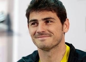 Casillas, entre los cinco finalistas al premio 'Once  Mundial' de la FIFA