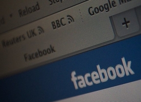 Un sector de Anonymous planea atacar Facebook