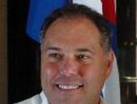 Exigen que Estados Unidos encause o extradite al terrorista Posada C.