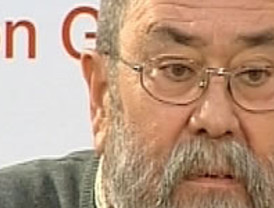 Amy Winehouse se pasa al diseño de ropa