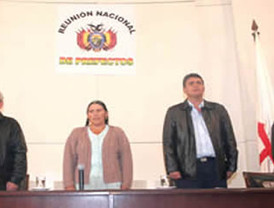 Volcán Galeras entra en erupción