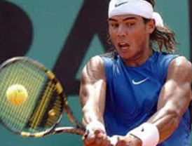 El Ibex 35 pierde un 0,33% al cierre pero salva los 10.700 puntos