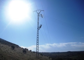 Iberdrola mejora el suministro eléctrico un 23% en Castilla-La Mancha
