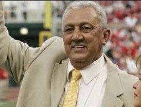 Kuznetsova arranca con triunfo en Roland Garros