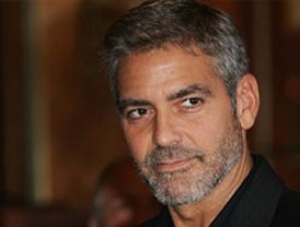 Clooney vive 'muy mal' las críticas