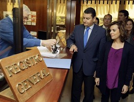 El PP rechaza el decreto de reordenación del sector público por perpetuar el 'enchufismo'