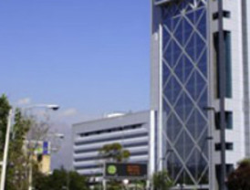 El Ibex baja un 5,2% pese al recorte internacional de tipos y el fondo de ZP