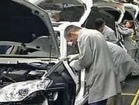 CiU reclama al Parlamento que declare incompetente al Constitucional