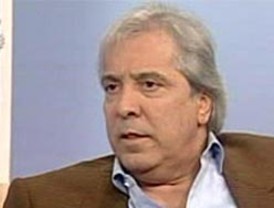 EADS pierde 763 millones en 2009 por cargas relacionadas con el programa A400M