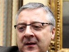 Están clavadas dos cruces