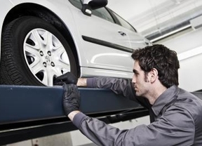 Un mal mantenimiento del coche puede costar 4.000 euros anuales
