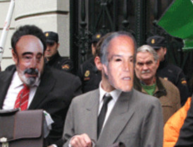 Los 'Reyes Magos' de Asaja entregan carbón a la Federación de Cajas