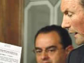ZP pasa a la ofensiva y presenta ante la Ejecutiva del PSOE un documento sobre la política penitenciaria de Aznar