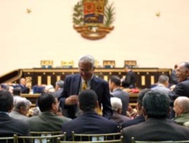 Jaua, Maduro y El Aissami comparecerán ante el Parlamento