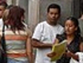 Ninguno de los dos militantes sevillanos consigue los avales para competir con Rubalcaba en unas primarias