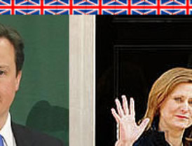 El muñeco 'Bebé-Aído' hace furor en Internet... a cambio de 20 euros de 'donativo'