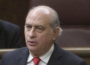 Fernández Díaz pide la 'cabeza política' de Mas tras el archivo de la denuncia del presunto 'chivatazo'