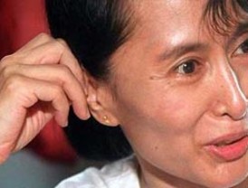 Autoridades birmanas liberan a Aung San Suu