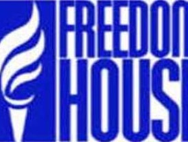 Freedom House dice que la democracia retrocedió