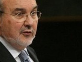 Las ventas del comercio minorista frenan su caída en el mes de abril