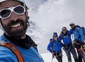 Carlos Soria y su equipo, a punto de conquistar la tercera montaña más alta del planeta 