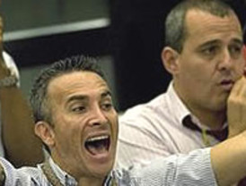 Ibarretxe 'pasa' de Galicia y hace coincidir las elecciones vascas y gallegas