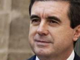 El juez impone a Matas una fianza previa a 'sentarle en el banquillo'