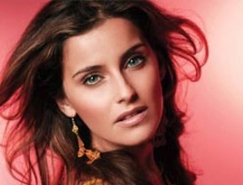 Furtado donará dinero que cobró a Gadafi