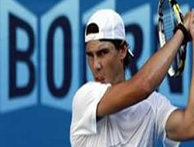 Lluvia y resfrío complica preparación Rafa Nadal en Australia