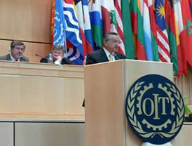 Chávez vende su oro negro al 'mercado rojo'