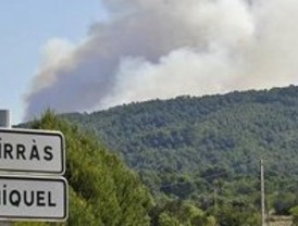 Rajoy pide el voto 'a los que confiaron en el PSOE y se sienten engañados'