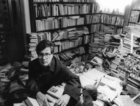 Prensa española se rinde ante Carla Bruni