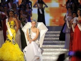 Adriana Vasini fue electa tercera finalista