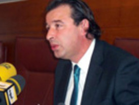 OPEP revisa su producción de crudo