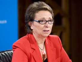 Martínez Aguayo defiende la venta y alquiler de sedes de la Junta