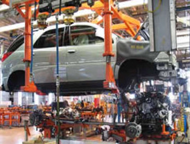 El PSOE reclama a Aguirre que solucione el encierro del colegio Palacio Valdés