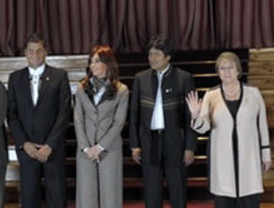 Solbes pide 'igualdad' y descarta crear 'bancos malos' en España