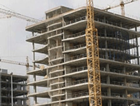 ................................ Más de un centenar de empresarios del sector de la construcción analizan hoy la regeneración sectorial y las oportunidades de negocio