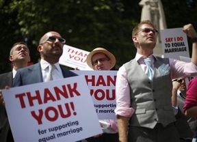 Reino Unido da un paso adelante y legaliza el matrimonio homosexual 