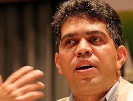 PP pide un nuevo plan energético que frene la 'hecatombe eólica' y el PRC reclama 'no aumentar las diferencias'