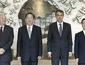 Catorce miembros de la UMD, condecorados