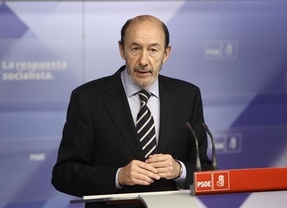 Para Rubalcaba el gobierno de Rajoy debilita a España