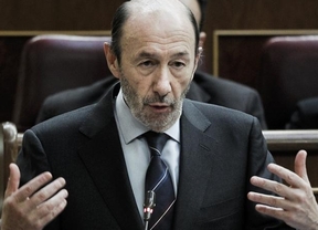 Rubalcaba exige ahora comparecencias sobre Bankia, pero Rajoy da la callada por respuesta