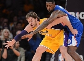 Pau ha vuelto... en forma: primer doble doble y primera victoria de los Lakers esta temporada