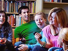 IU también se 'moja' y propone cien medidas para una salida social y justa de la crisis económica