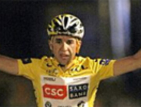 Rajoy critica la gestión educativa del Gobierno y ZP le responde diciéndole que el PP lo hizo peor